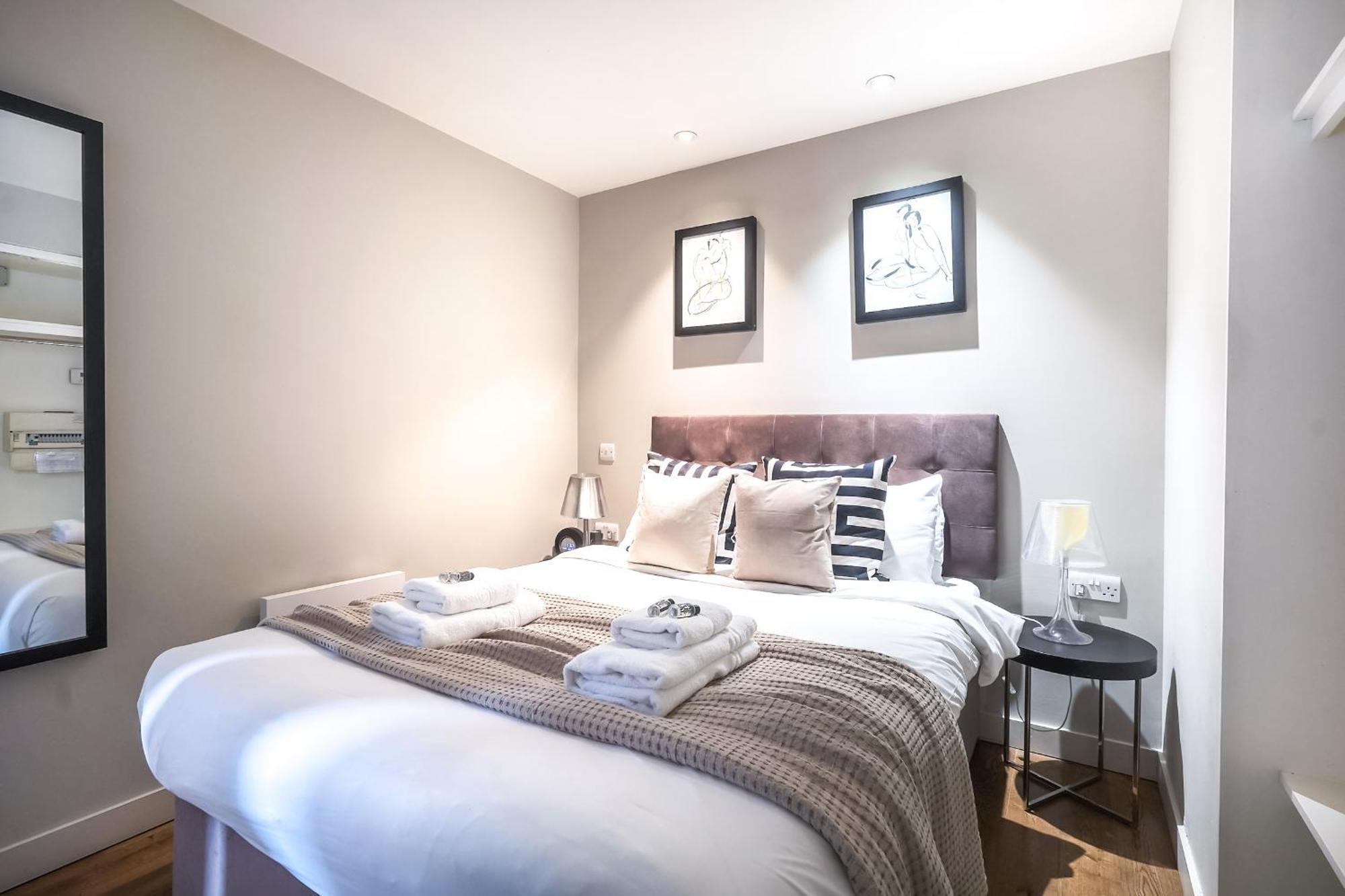 Central Servised Apartments On Artillery Lane Londres Extérieur photo