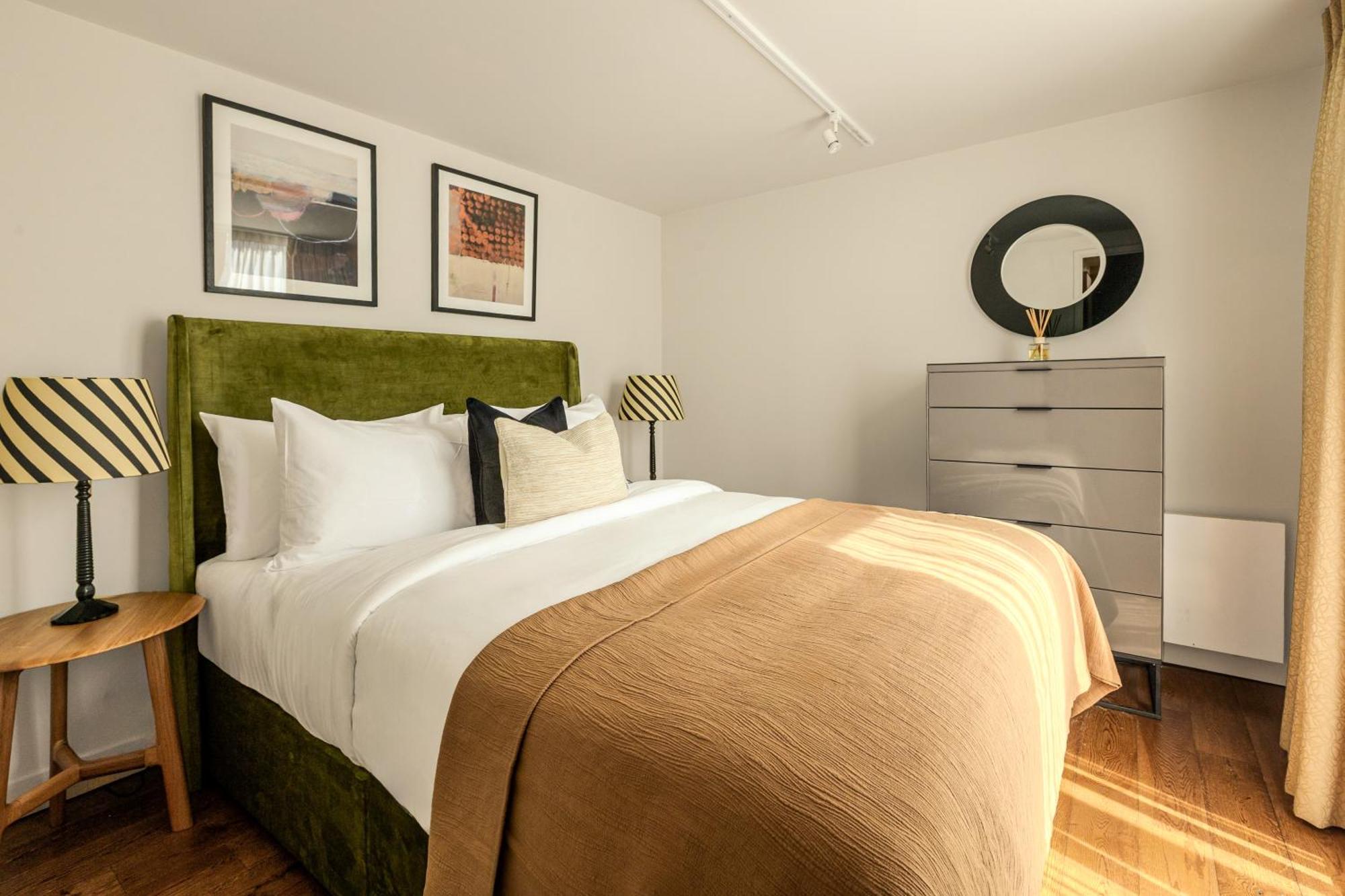 Central Servised Apartments On Artillery Lane Londres Extérieur photo